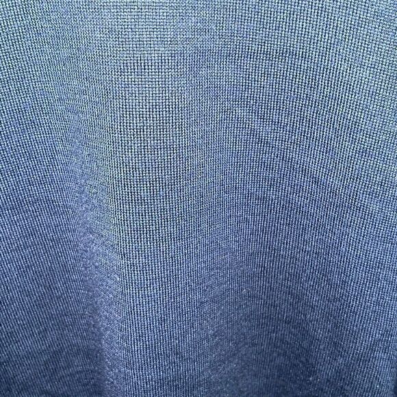 Inc. International Concepts cobalt blue men’s v-neck sweater size medium - Picture 4 of 4